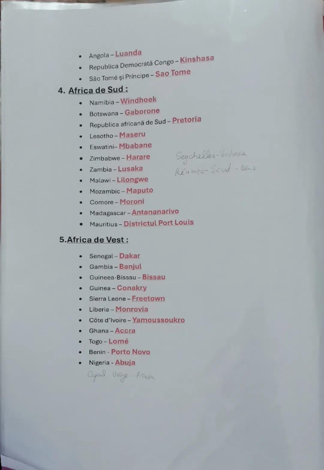 Ţări şi capitale din Africa

1. Africa de Nord :
*   Mauritania - Nouakchott
*   Sahara Occidentală (Vest) - El Aaiún
*   Maroc - Rabat
*   