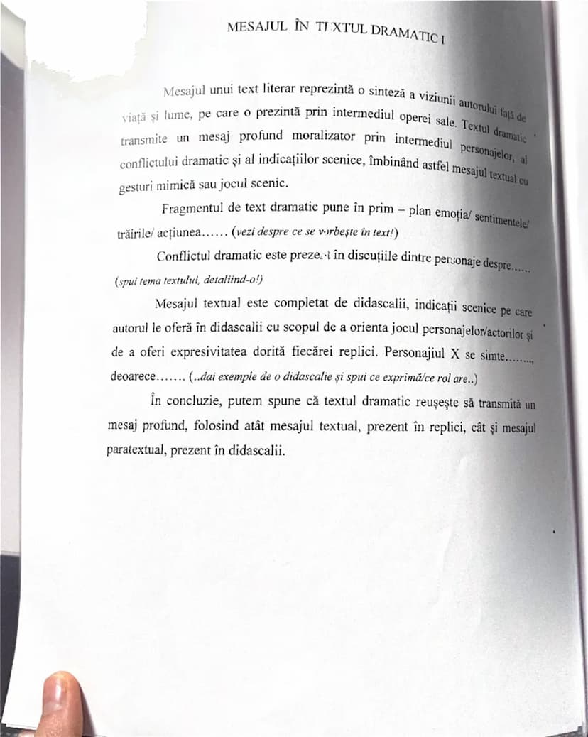 # GENUL DRAMATIC (I)
-argumentare-
Opera literară
..(titlul), de
(numele
autorului), aparţine genului dramatic, întrucât ideile și sentiment