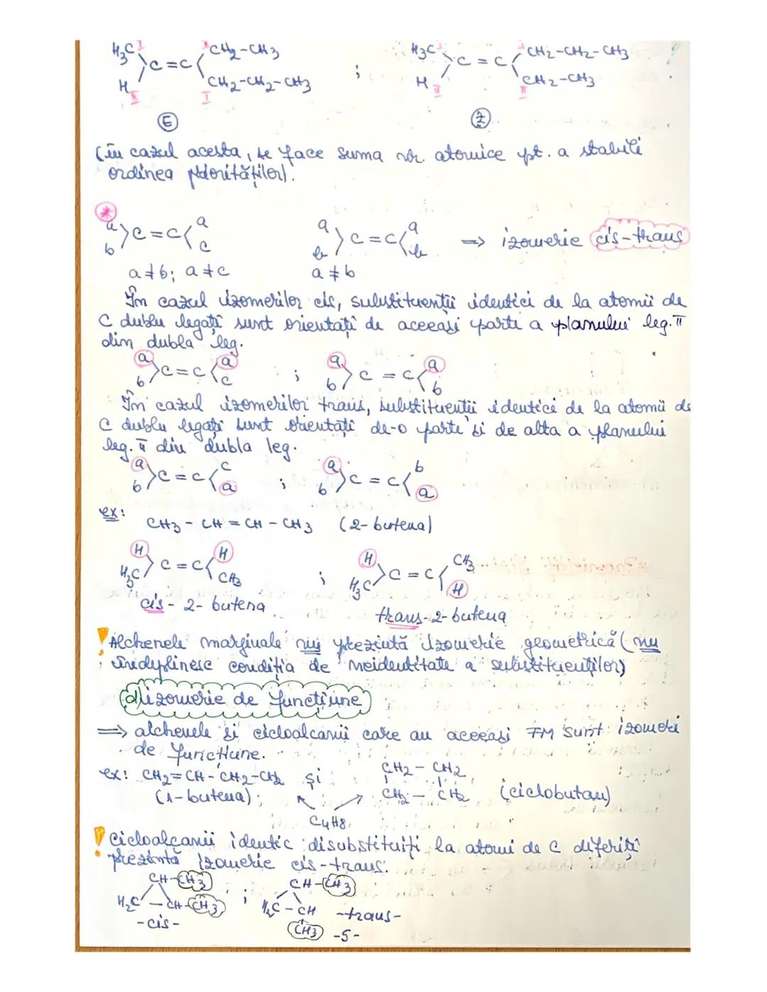 # Leg. dublă este formată dintr-o leg. σ şi o leg. π. Atomul de C implicat într-o dublă leg. formează 3 leg. σ coplanare cu închizuri de 120