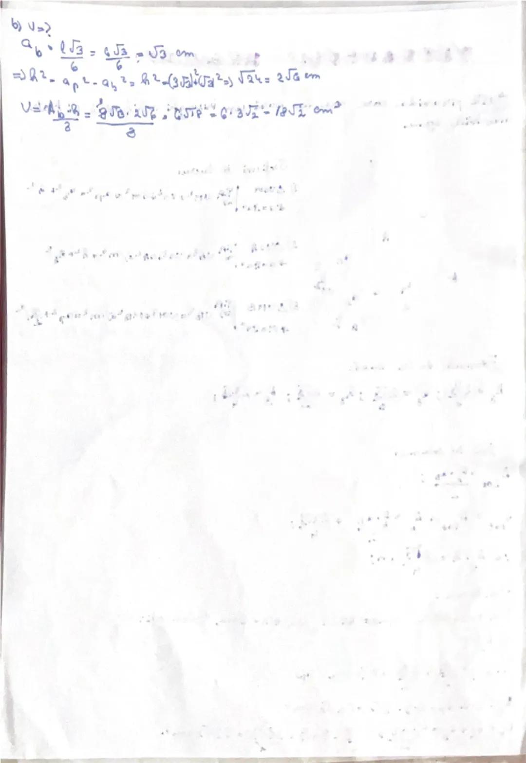 --- OCR Start ---
Prisme regulate
Def: 6 dreaptă core alunecă pe un poligon oarecare si rămâne
paralelă cu o dreaptă fixată (care nu este pa